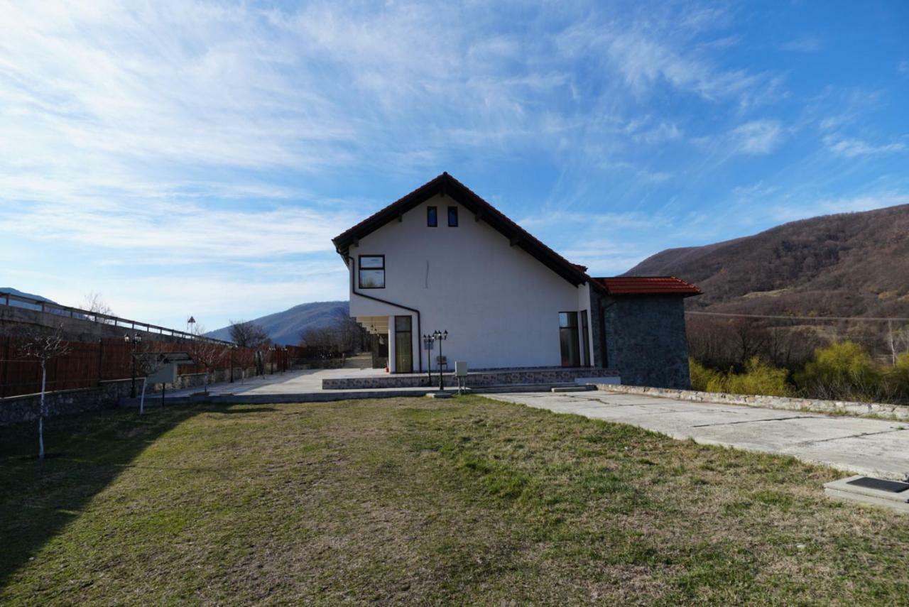 Conacul Lacurilor Băile Herculane Exterior foto